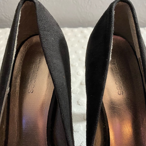 MAURICES Black Suede Platform pump - Picture 14 of 16